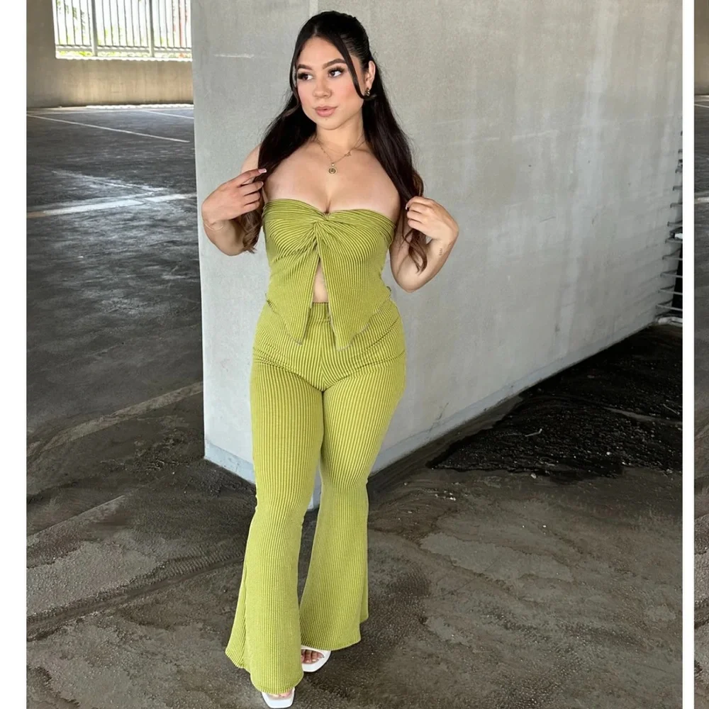 Green Ribbed boutique set - Picture 1 of 3